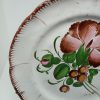 img1 🏷️ Titre : Assiette XVIIIᵉ siècle — Faïence des Islettes, décor floral Louis XV
